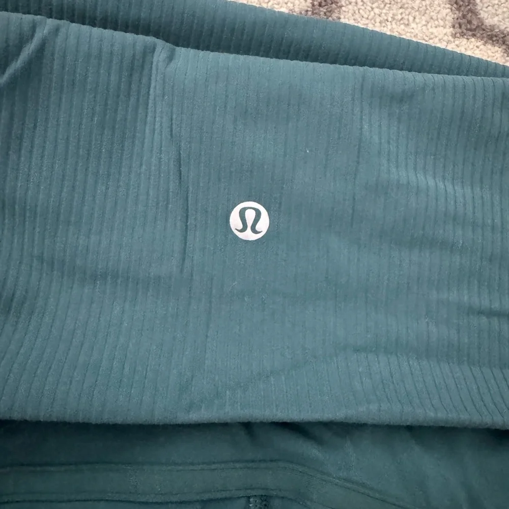 Lululemon fold over Align Joggers Full Length - Picture 4 of 5
